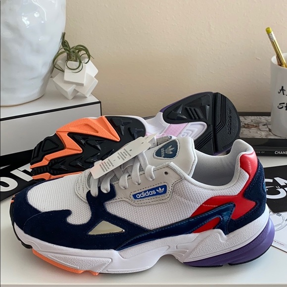 NWT Adidas Falcon - Picture 7 of 8